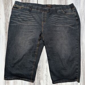 Bloomchic Blue Denim Capri